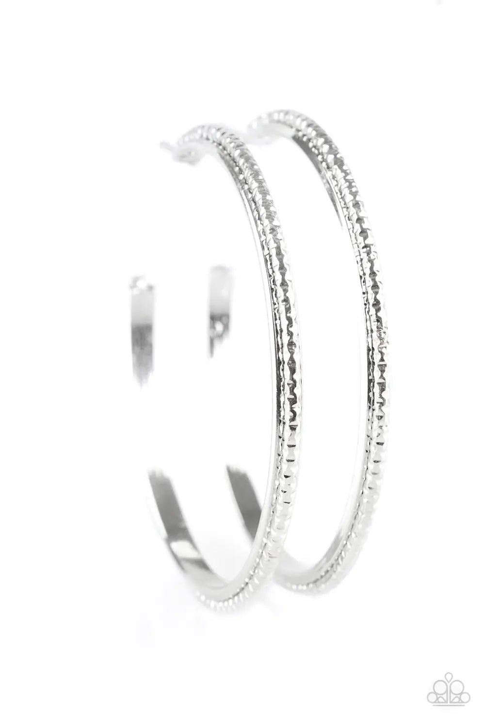 brought✽to✽you✽by✽blingflingbykat✽girl-gang-silver-earrings✽paparazzi-accessories