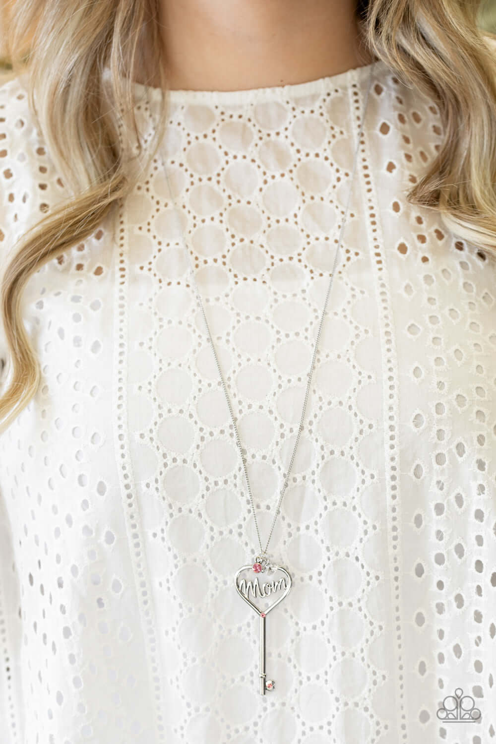 Paparazzi Accessories ✽ The Key To Moms Heart - Pink Necklace✽Flat Rate Ship $4.50✽ - Image #3