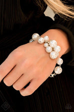 Load image into Gallery viewer, Paparazzi Accessories ❋Girls in Pearls Bracelet❋ Flat Rate Ship $4.50❋ - Image #2