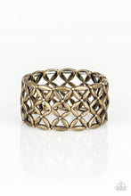 Load image into Gallery viewer, brought✽to✽you✽by✽blingflingbykat✽the-big-bloom-brass-bracelet✽paparazzi-accessories