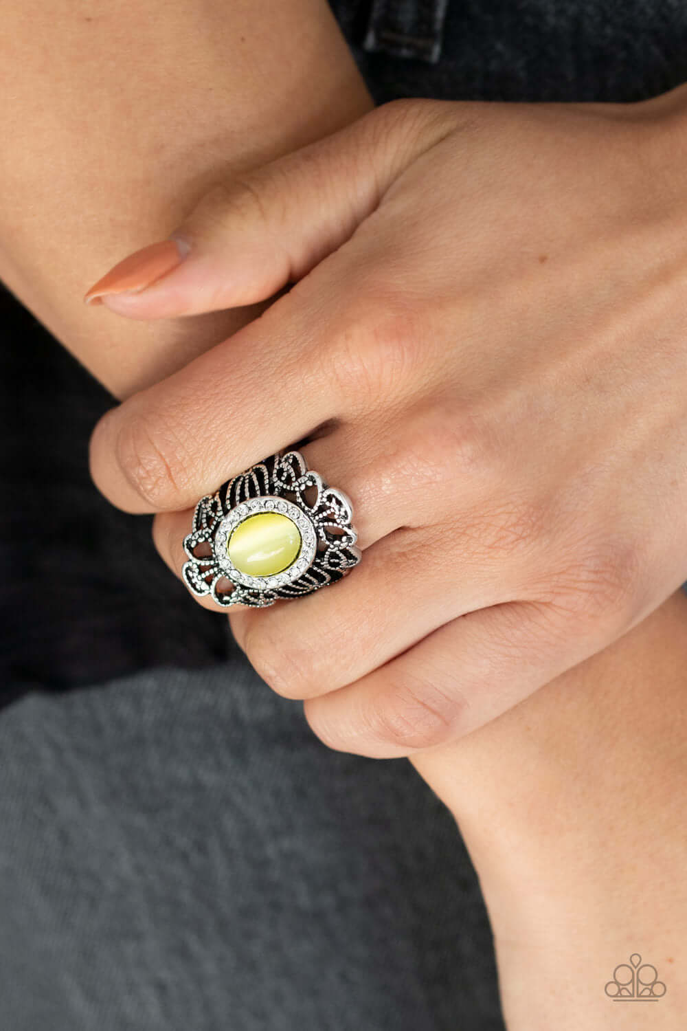Paparazzi Accessories ✽ Dashingly Dewy - Yellow Ring✽Flat Rate Ship $4.50✽ - Image #2