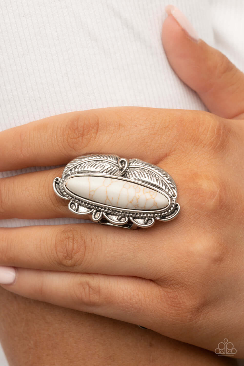 Paparazzi Accessories ❋Rural Resort - White Ring❋ Flat Rate Ship $4.50❋ - Image #2