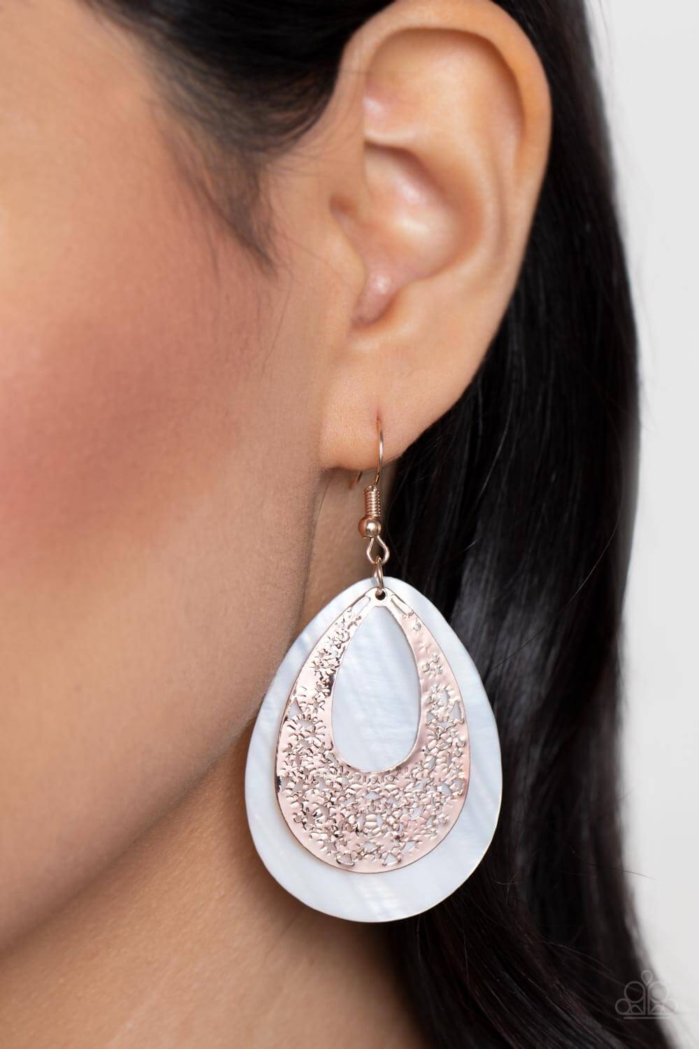 Paparazzi Accessories ❋Bountiful Beaches - Rose Gold Earrings❋ Flat Rate Ship $4.50❋ - Image #2