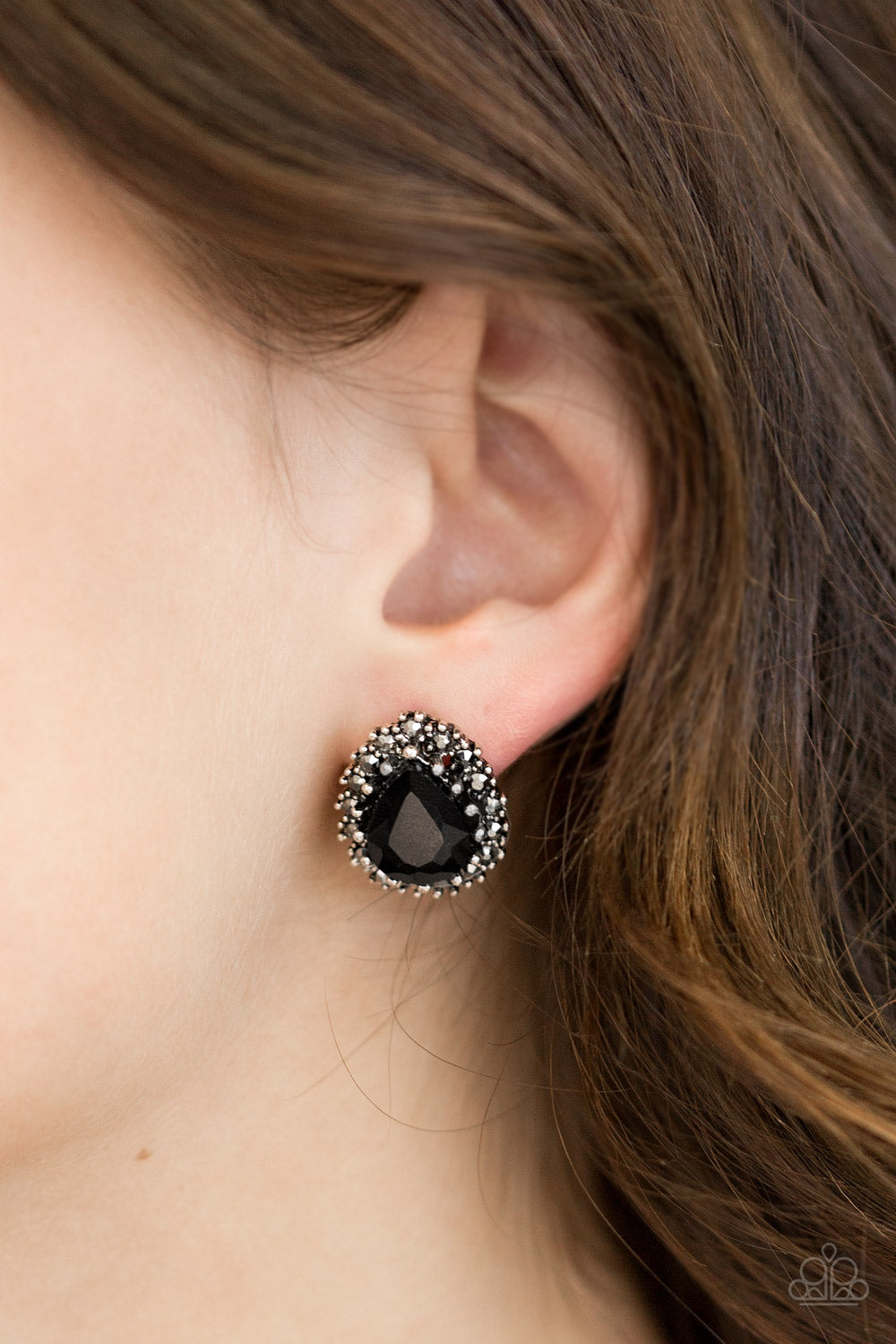 Paparazzi Accessories ✽ Quintessentially Queen - Black Post Post Earrings✽Flat Rate Ship $4.50✽
