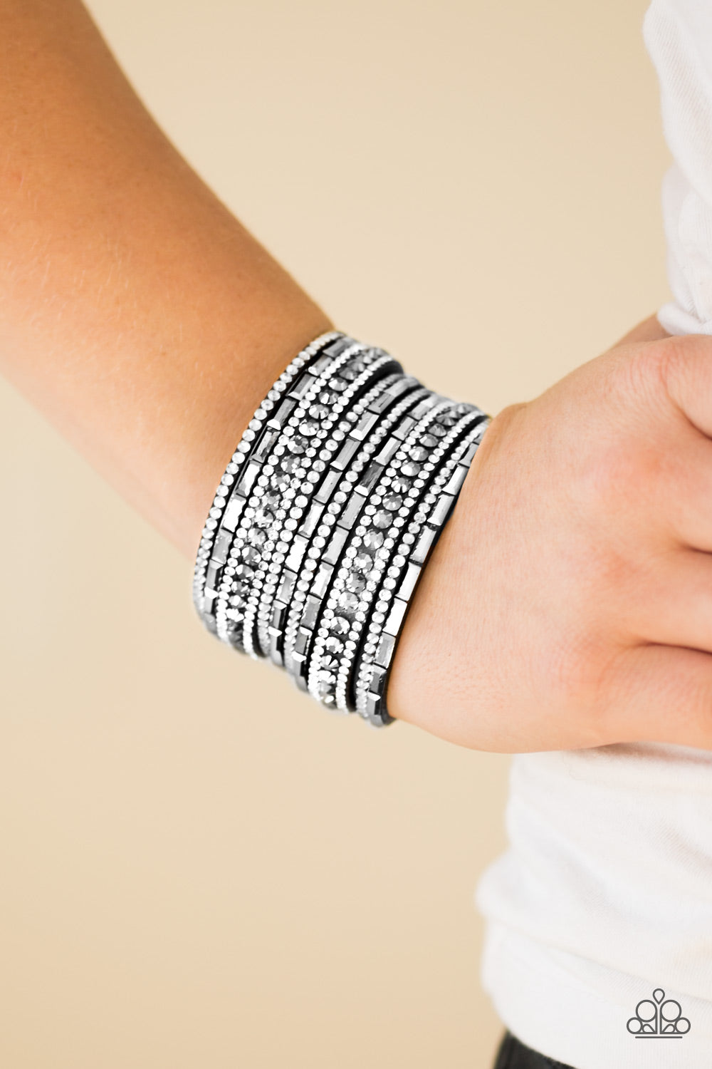 Paparazzi Accessories ✽ Wham Bam Glam - Black/White Bracelet✽Flat Rate Ship $4.50✽