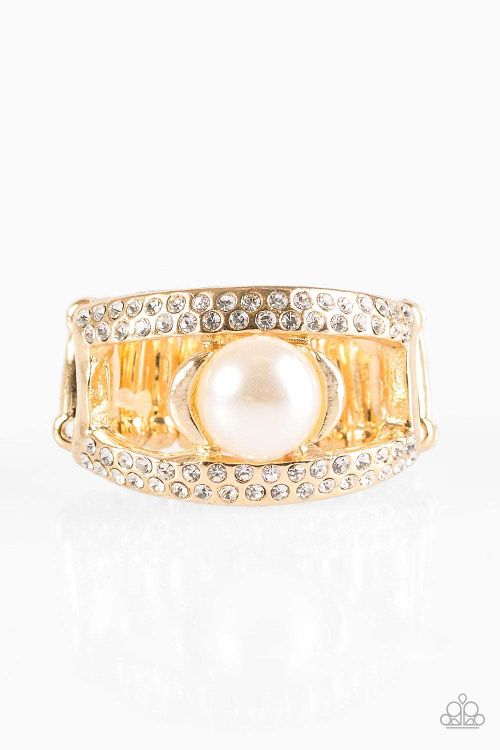 brought✽to✽you✽by✽blingflingbykat✽bank-run-gold-ring✽paparazzi-accessories