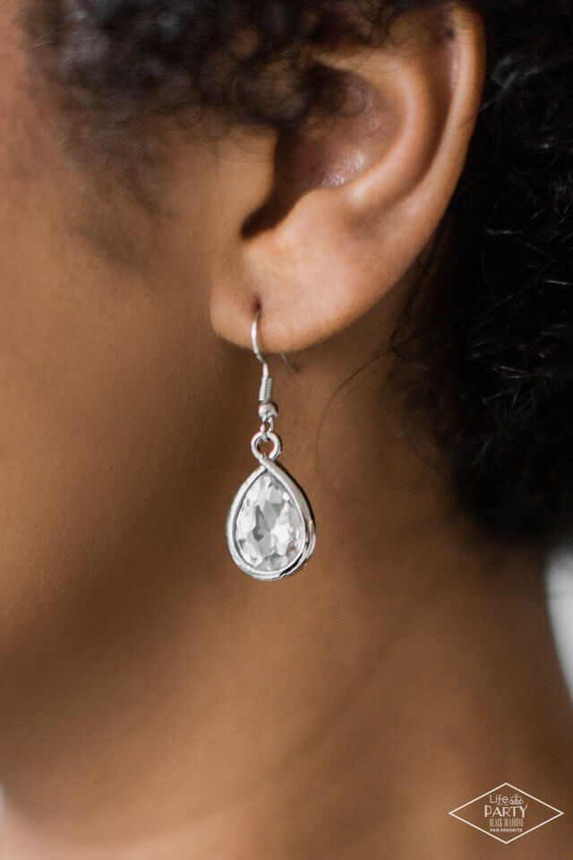 Paparazzi Accessories ❋Love At FIERCE Sight - White Necklace❋ Flat Rate Ship $4.50❋ - Image #3