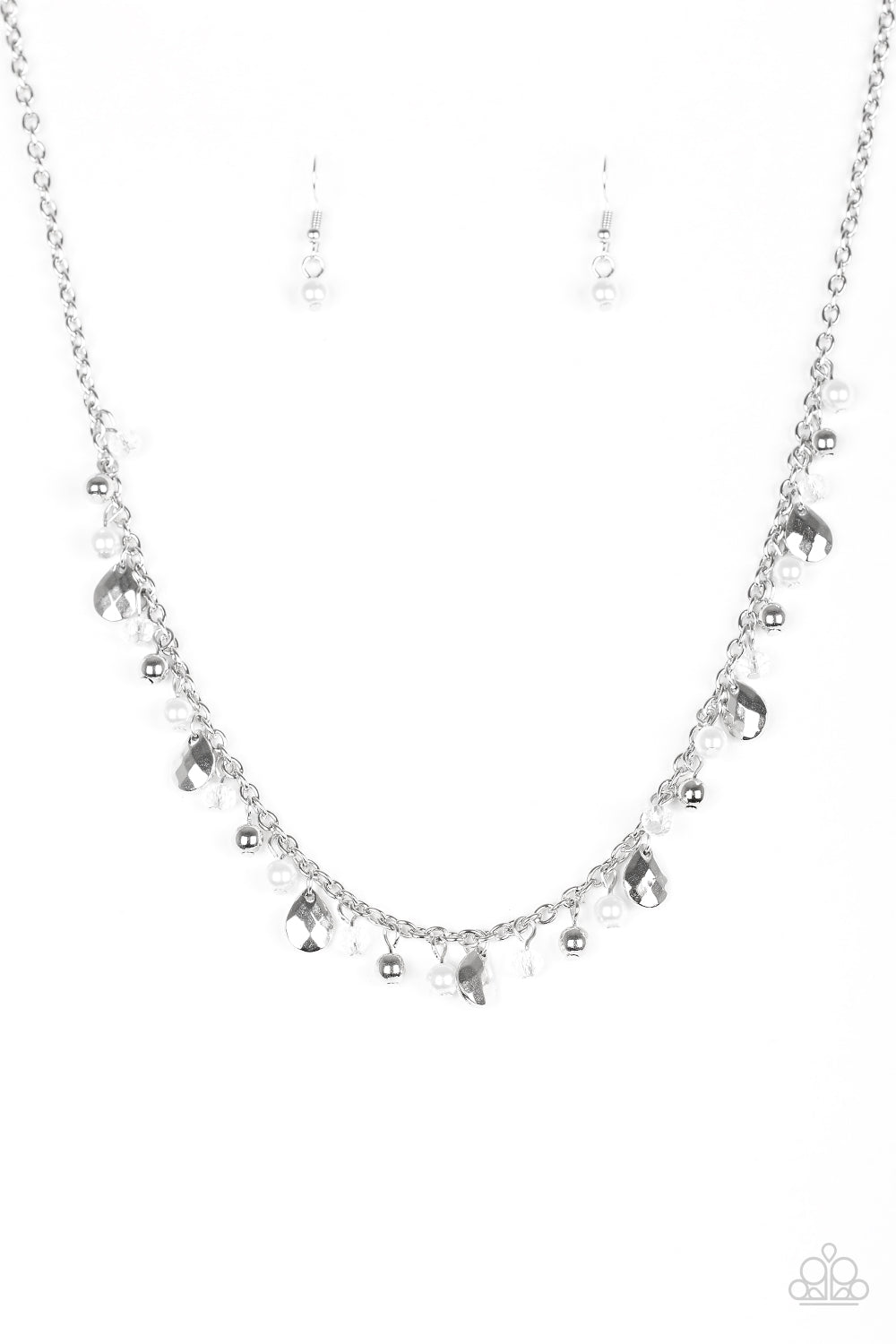 brought✽to✽you✽by✽blingflingbykat✽spring-sophistication-white-necklace✽paparazzi-accessories