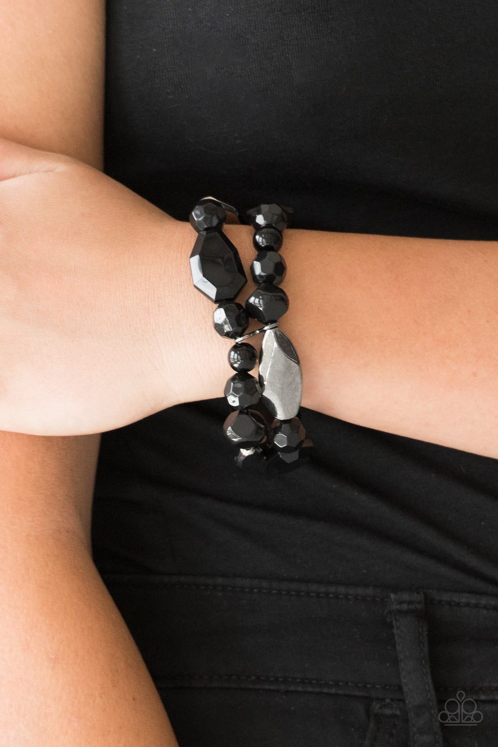 Paparazzi Accessories ✽ Rockin Rock Candy - Black Bracelet✽Flat Rate Ship $4.50✽
