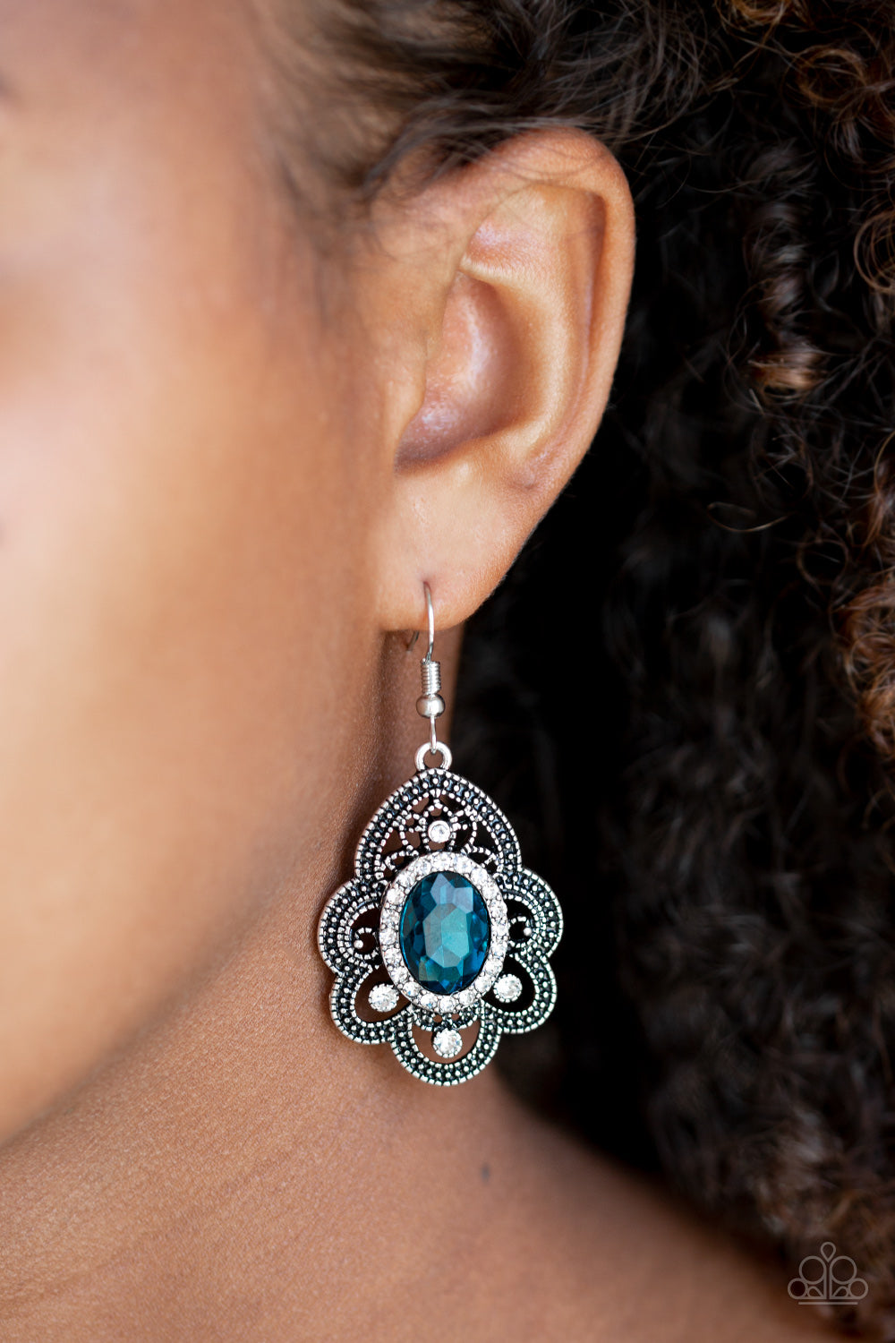 Paparazzi Accessories ✽ Reign Supreme - Blue Earrings✽Flat Rate Ship $4.50✽