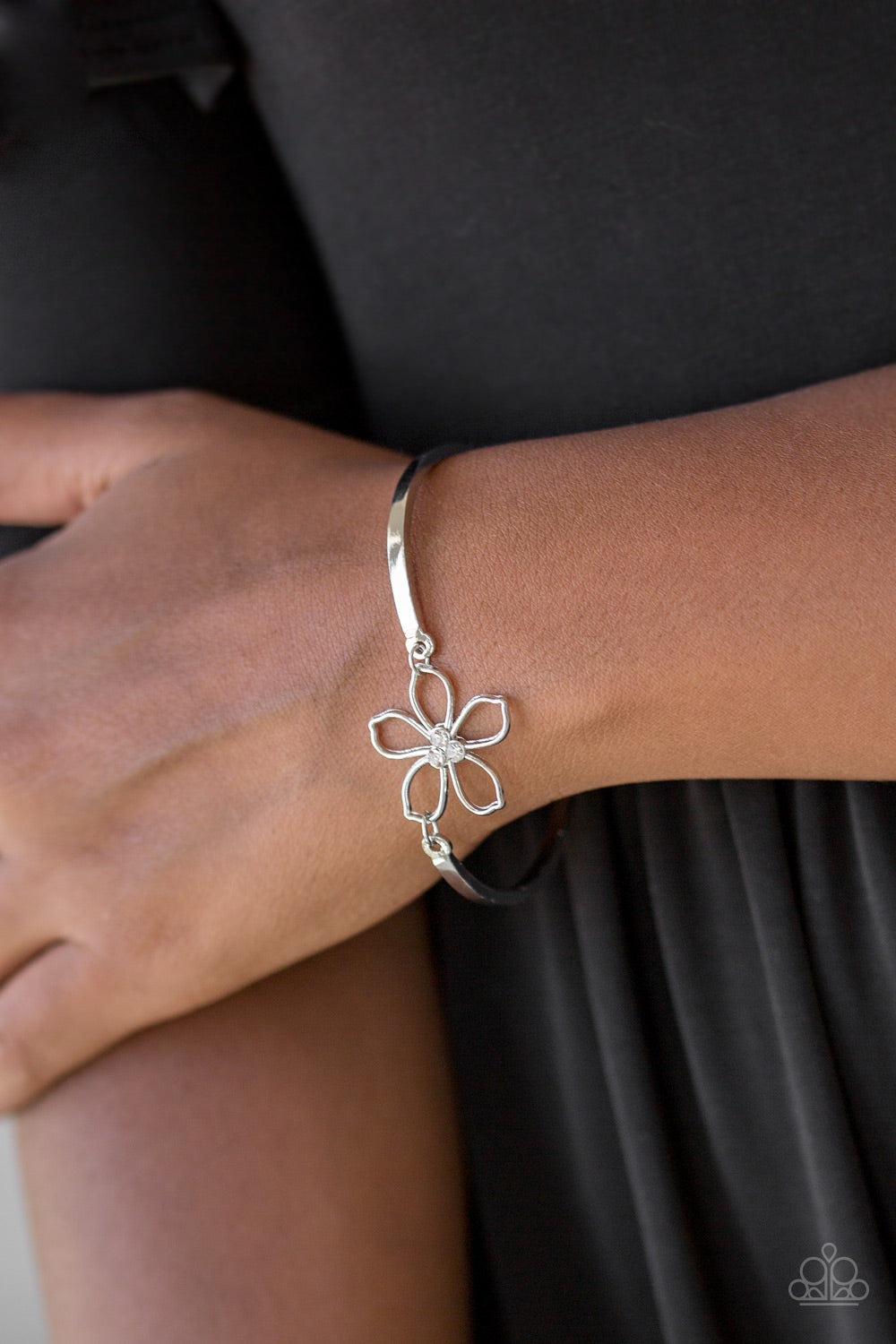 Paparazzi Accessories ✽ Hibiscus Hipster - White Bracelet✽Flat Rate Ship $4.50✽