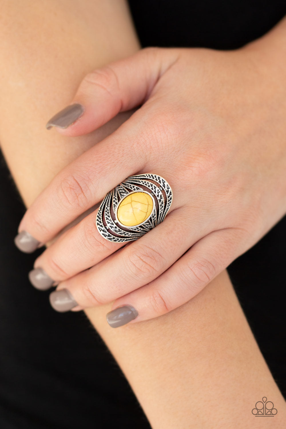 Paparazzi Accessories ✽ Royal Roamer - Yellow Ring✽Flat Rate Ship $4.50✽