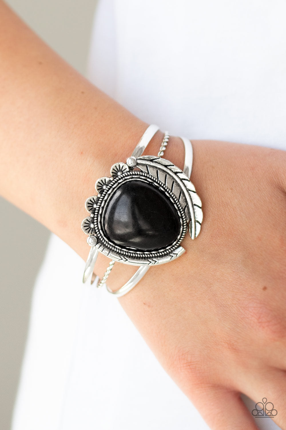 Paparazzi Accessories ✽ Natures Bounty - Black Bracelet✽Flat Rate Ship $4.50✽
