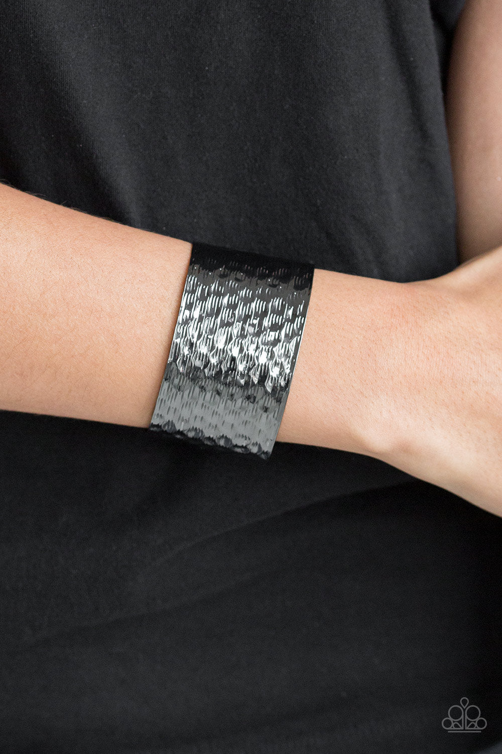 Paparazzi Accessories ✽ Simmering Shimmer - Black Bracelet✽Flat Rate Ship $4.50✽