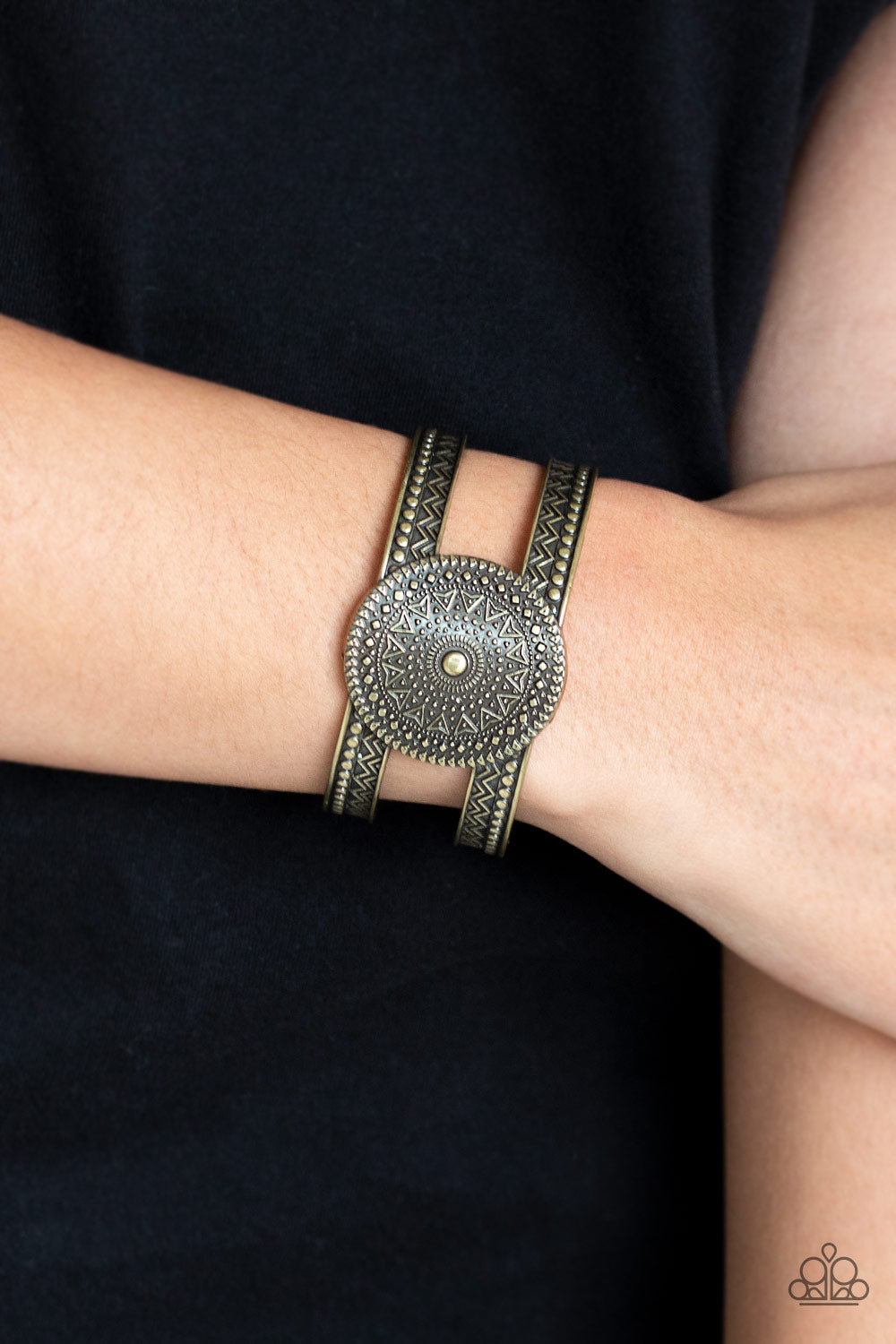 Paparazzi Accessories ✽ Texture Trade - Brass Bracelet✽Flat Rate Ship $4.50✽
