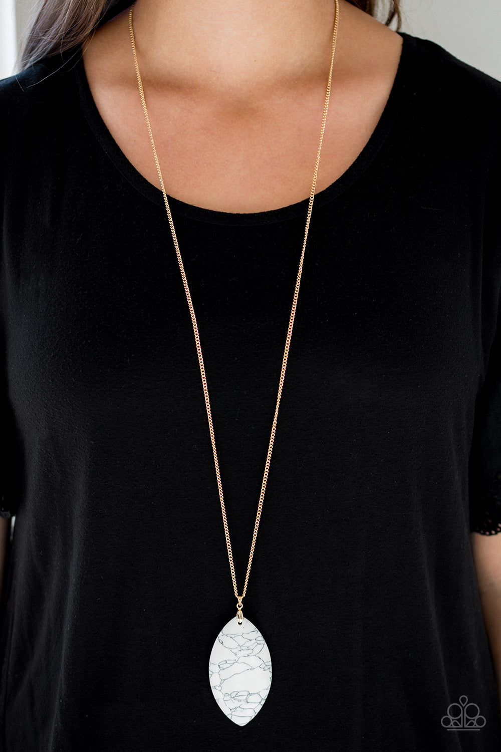 Paparazzi Accessories ✽ Santa Fe Simplicity - White Necklace✽Flat Rate Ship $4.50✽