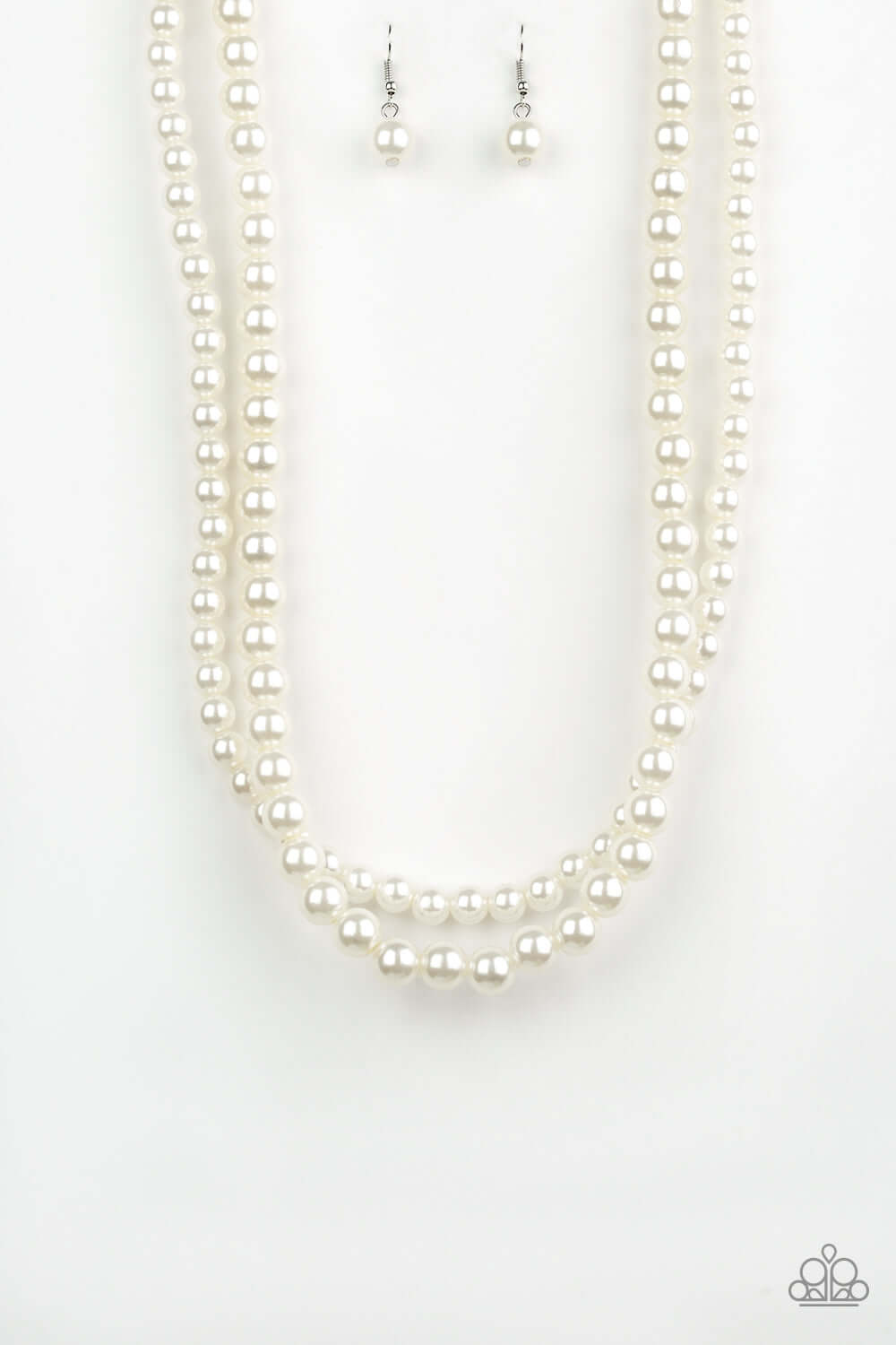 brought✽to✽you✽by✽blingflingbykat✽woman-of-the-century-white-necklace✽paparazzi-accessories