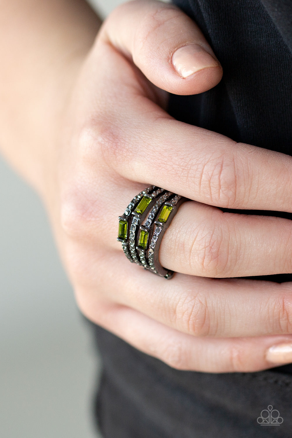 Paparazzi Accessories ✽ Royal Reflections - Green Ring✽Flat Rate Ship $4.50✽