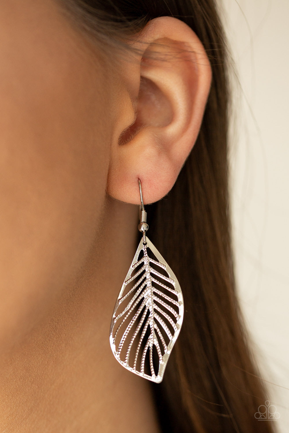 Paparazzi Accessories ✽ Feathery Foliage - Green Necklace✽Flat Rate Ship $4.50✽