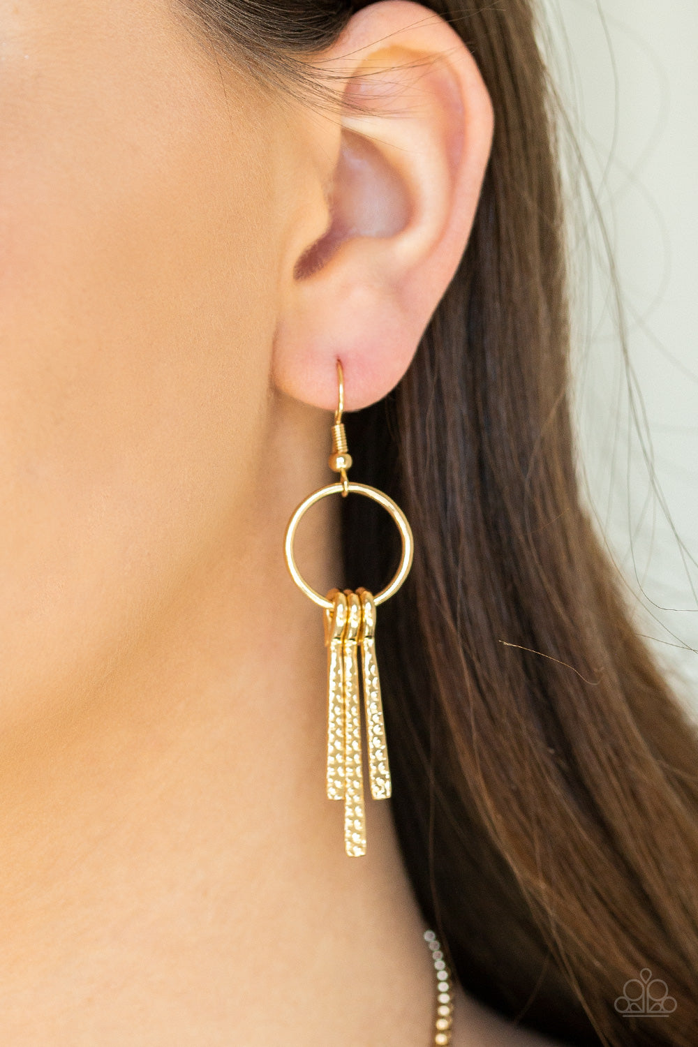 Paparazzi Accessories ✽ Metallic Mane - Gold Necklace✽Flat Rate Ship $4.50✽