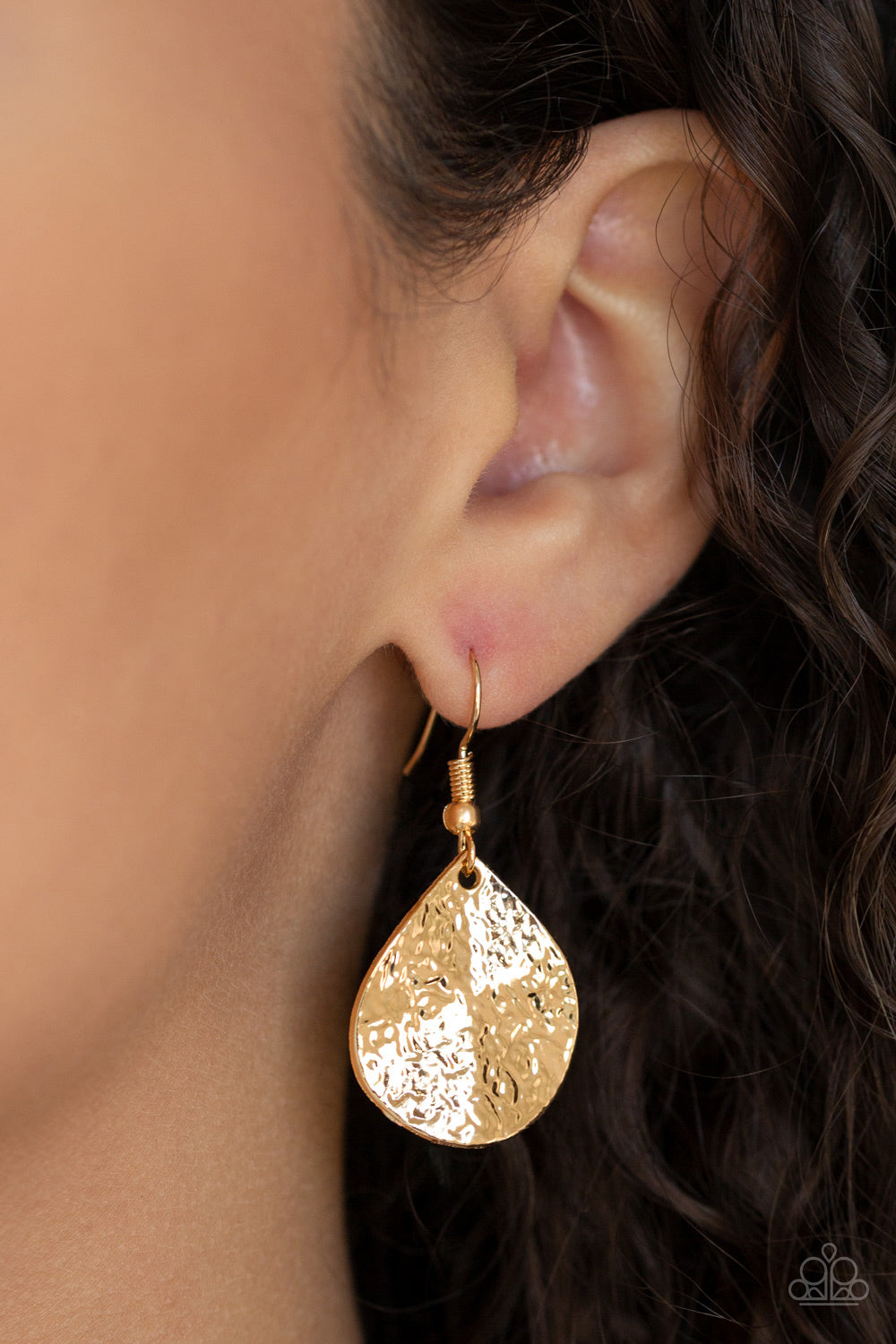 Paparazzi Accessories ✽ Texture Storm - Gold Necklace✽Flat Rate Ship $4.50✽