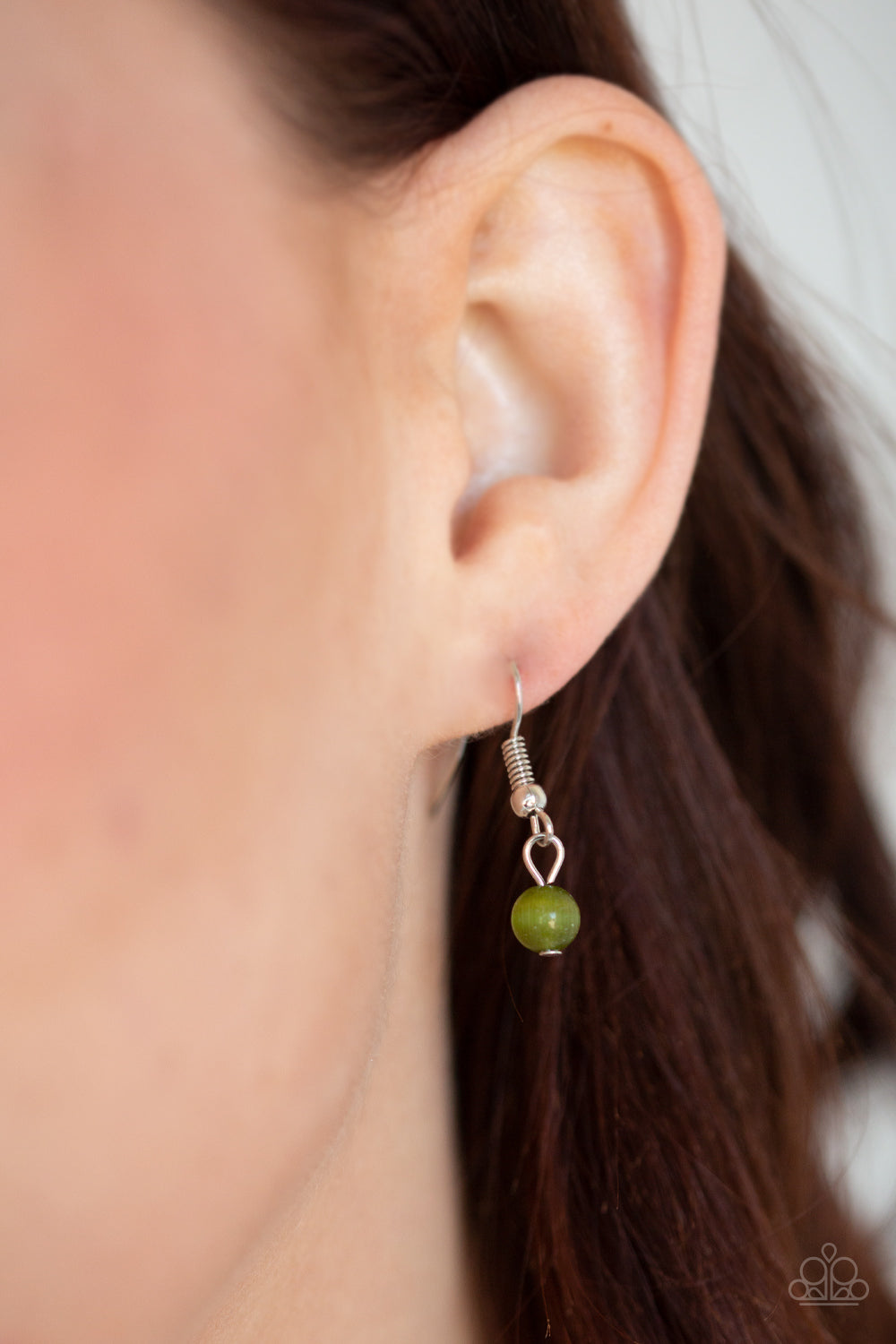 Paparazzi Accessories ✽ In GLOW Spirits - Green Necklace✽Flat Rate Ship $4.50✽