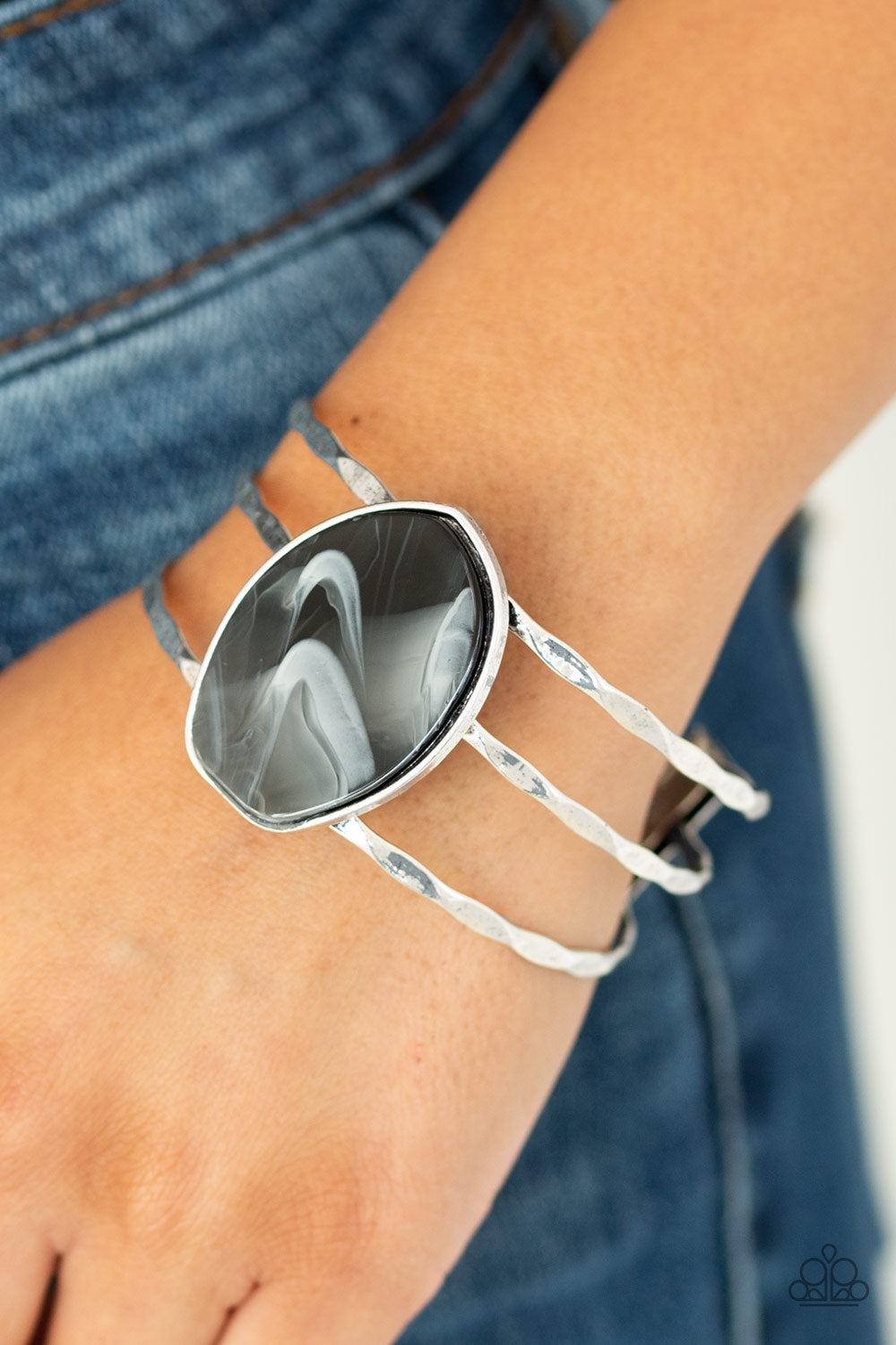 Paparazzi Accessories ✽ Canyon Dream - Black Bracelet✽Flat Rate Ship $4.50✽