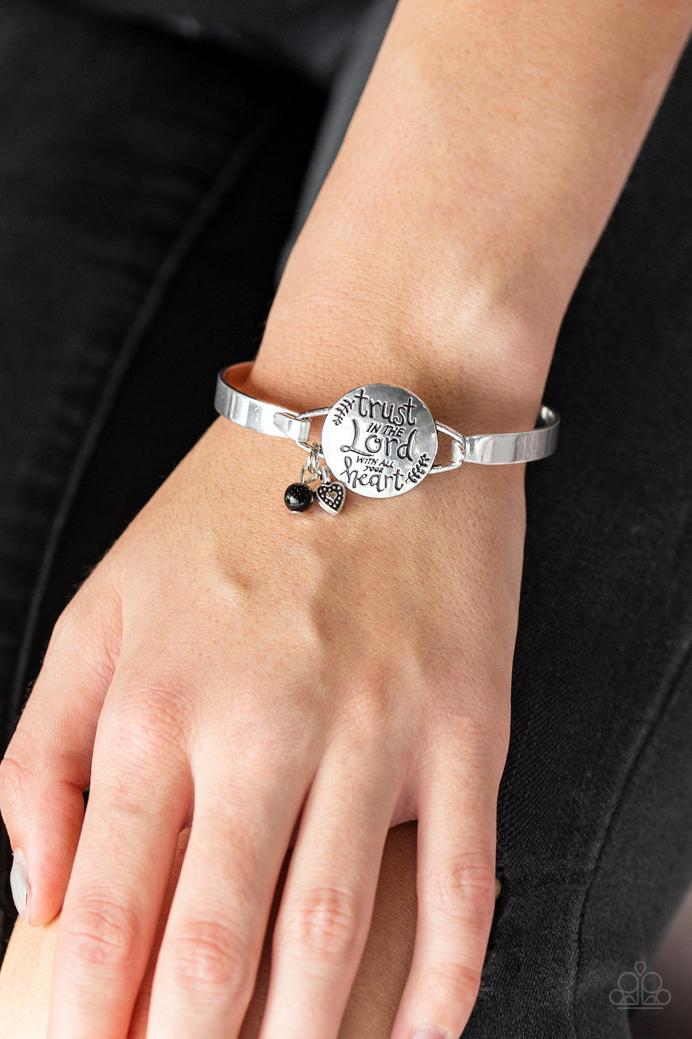 Paparazzi Accessories ✽ Total Trust - Black Bracelet✽Flat Rate Ship $4.50✽