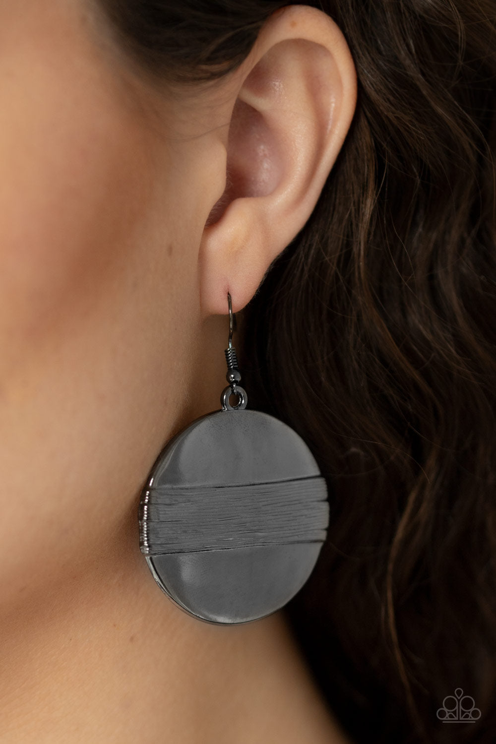 Paparazzi Accessories ✽ Ultra Uptown - Black Earrings✽Flat Rate Ship $4.50✽