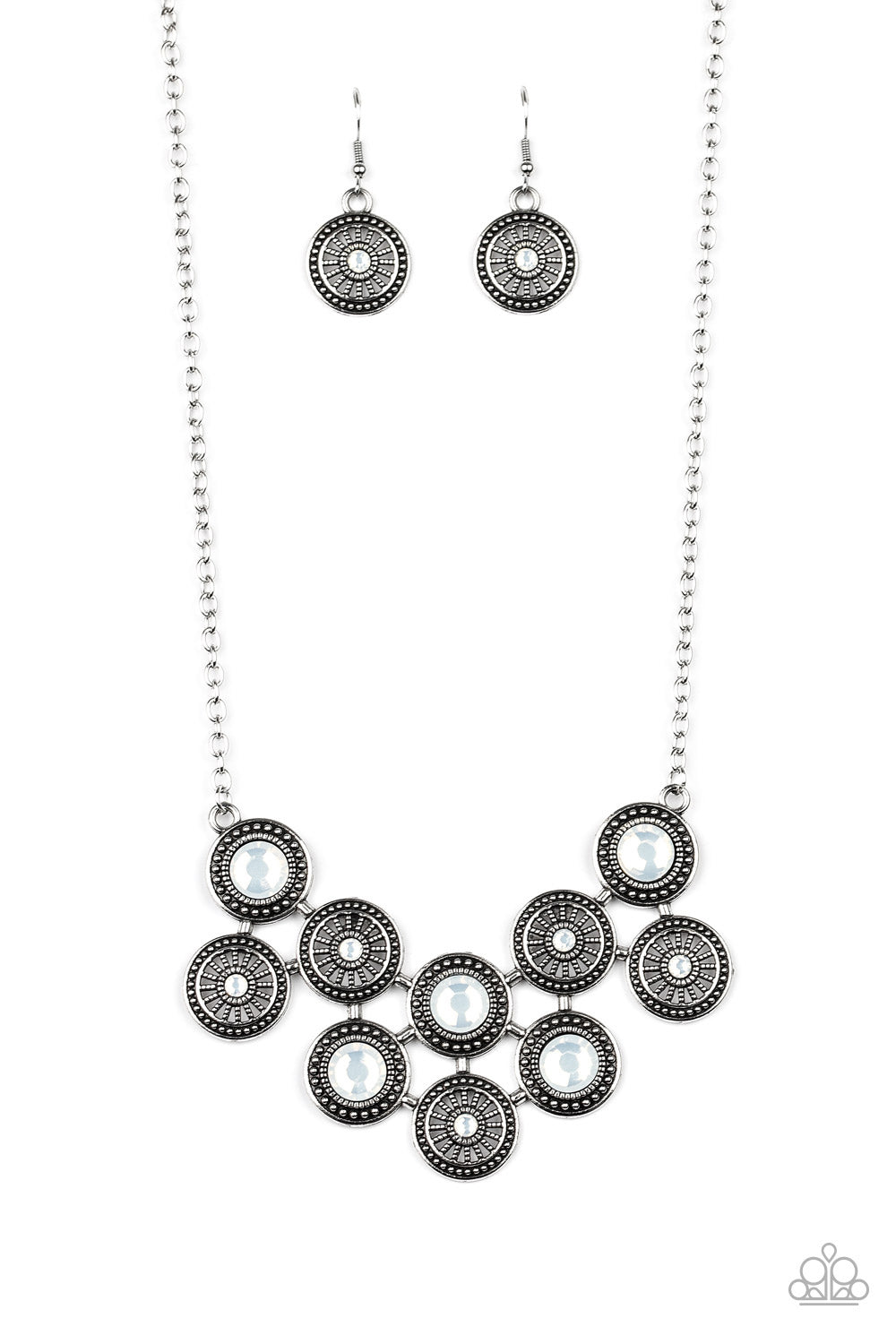 brought✽to✽you✽by✽blingflingbykat✽whats-your-star-sign-white✽paparazzi-accessories