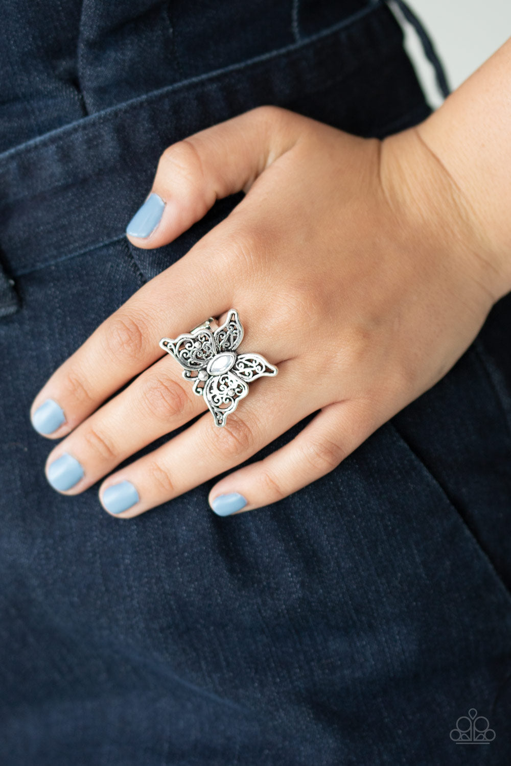 Paparazzi Accessories ✽ Flutter Flavor - White Ring✽Flat Rate Ship $4.50✽ - Blingflingbykat