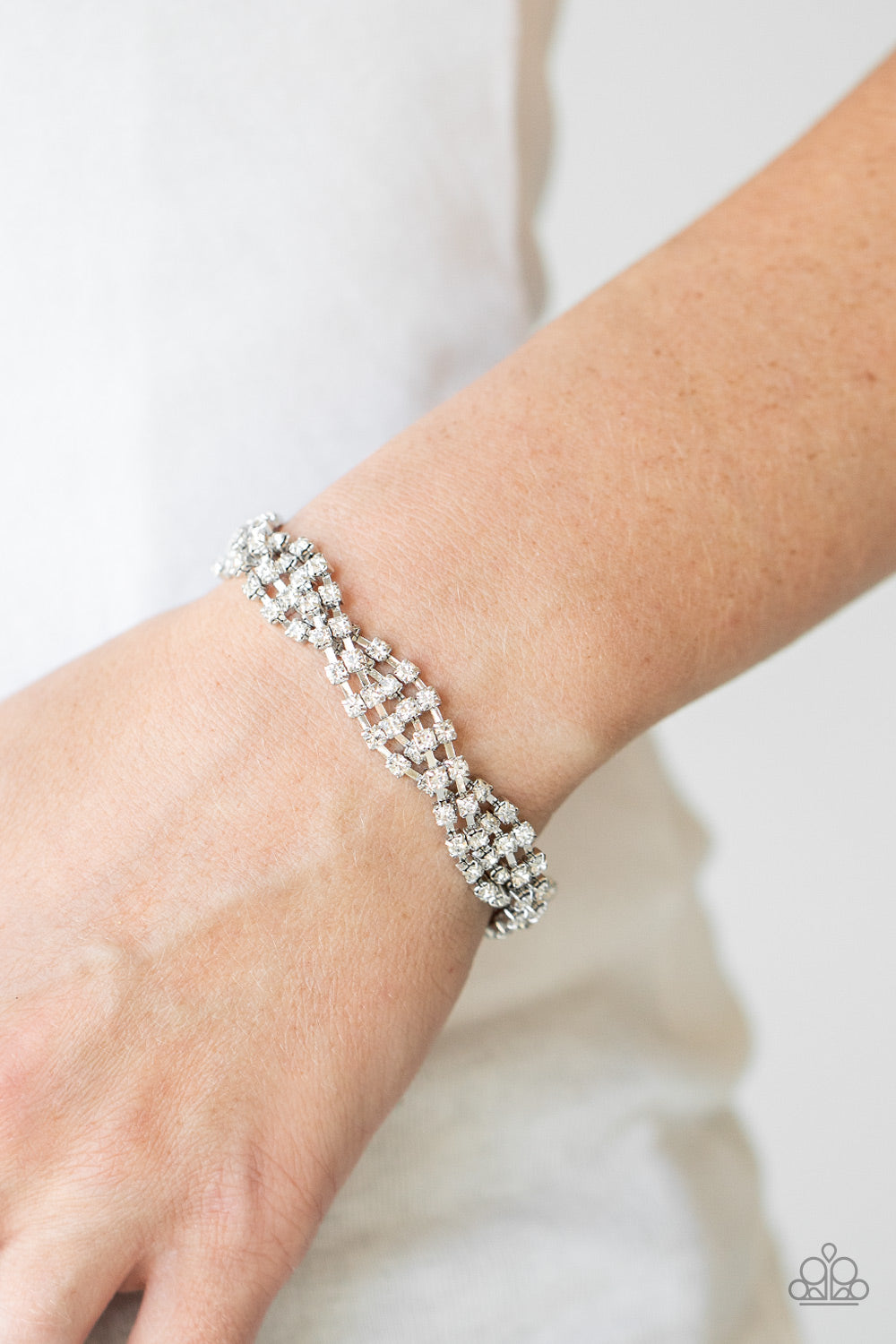 Paparazzi Accessories ✽ Twists and Turns - White Bracelet✽Flat Rate Ship $4.50✽ - Blingflingbykat