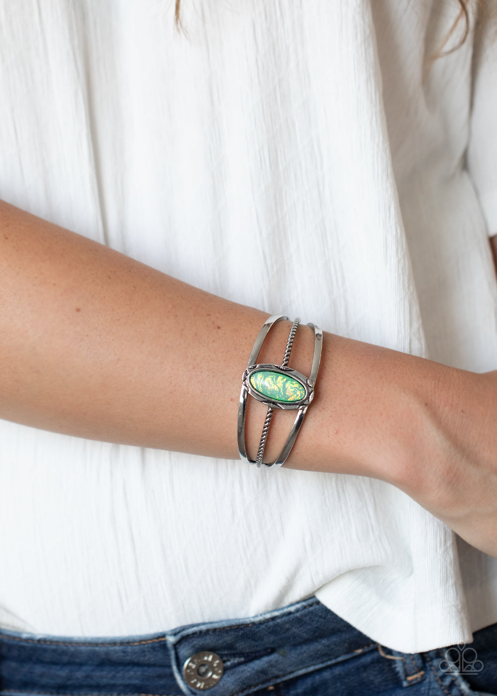 Paparazzi Accessories ✽ Stone Sahara - Green Bracelet✽Flat Rate Ship $4.50✽