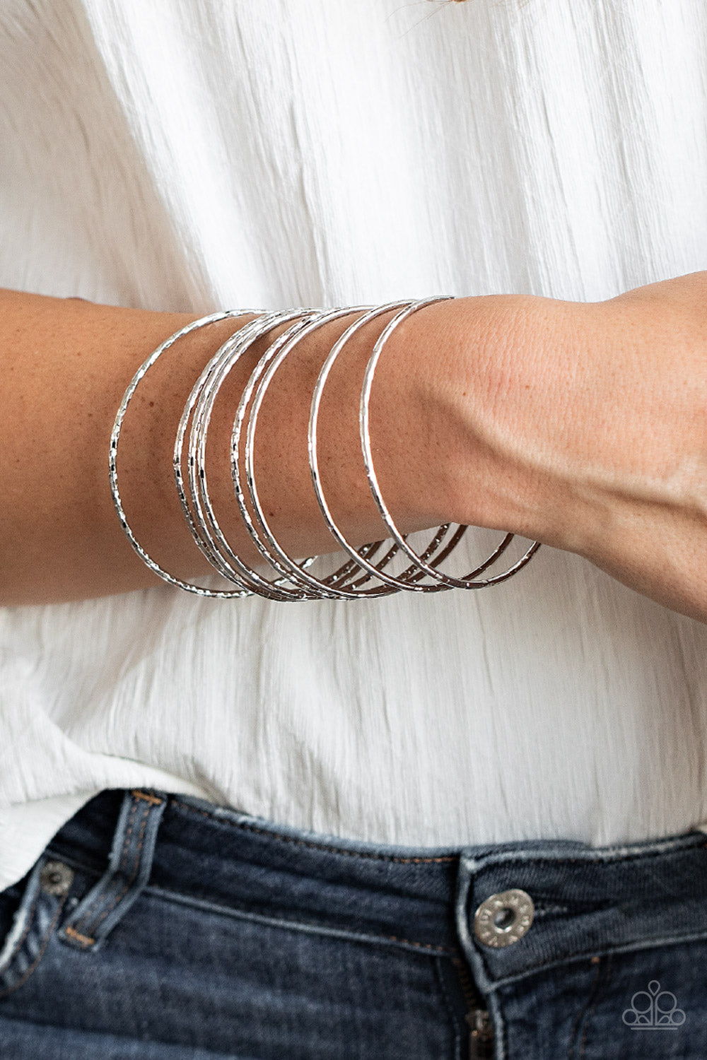 Paparazzi Accessories ✽ Thanks For GLISTENING - Silver Bracelet✽Flat Rate Ship $4.50✽