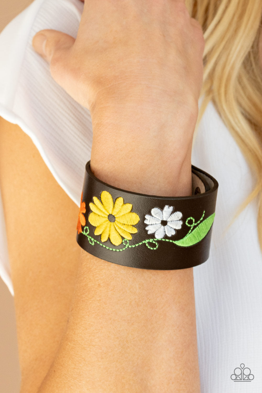 Paparazzi Accessories ✽Western Eden - Yellow Bracelet✽Flat Rate Ship $4.50✽