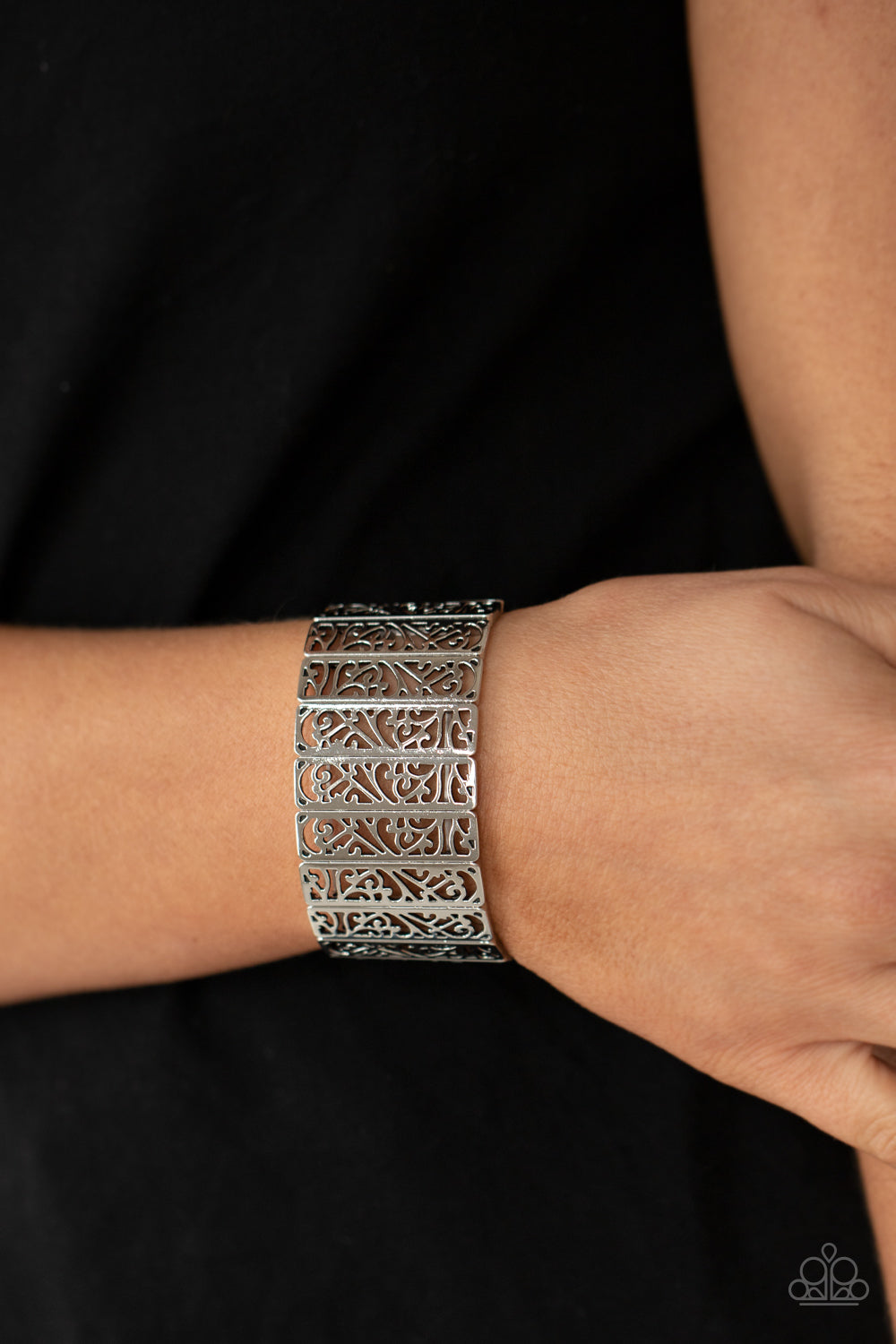 Paparazzi Accessories ✽Ornate Orchards - Silver Bracelet✽Flat Rate Ship $4.50✽