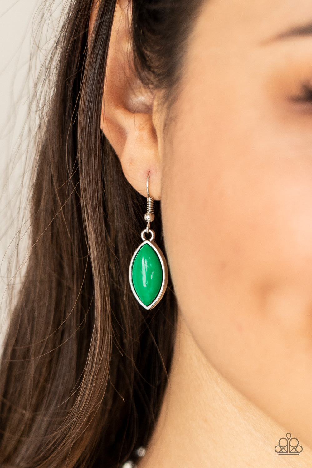 Paparazzi Accessories ✽Viva La Vacation - Green Necklace✽Flat Rate Ship $4.50✽