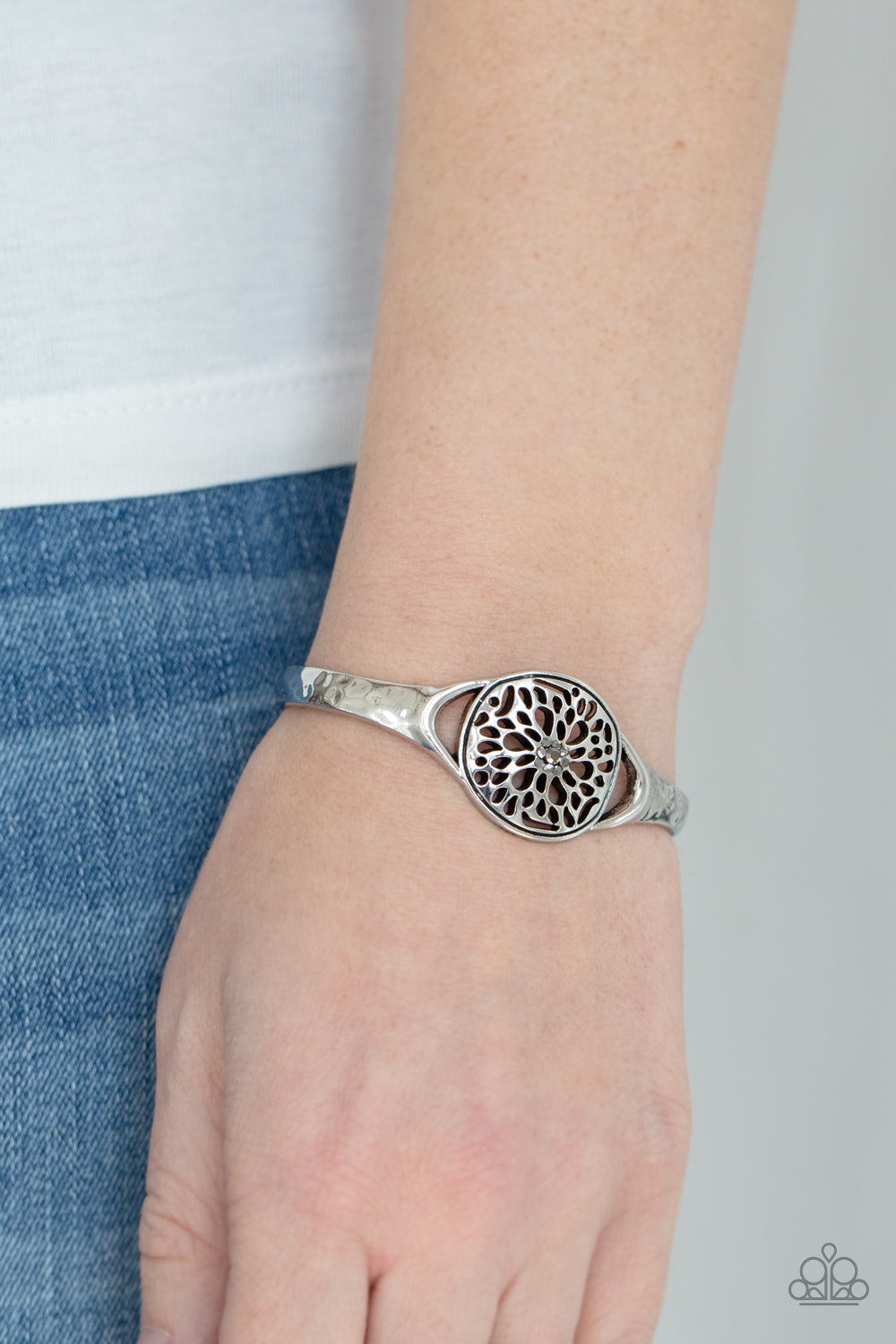 Paparazzi Accessories ❋Modern Meadow - Silver Bracelet❋ Flat Rate Ship $4.50❋