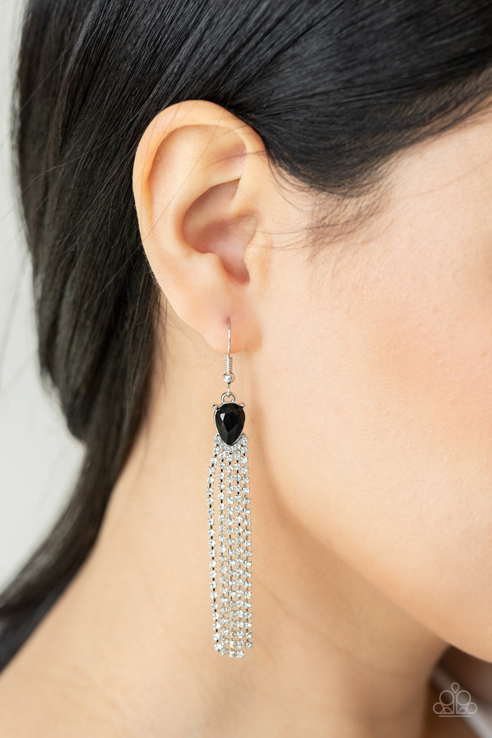 Paparazzi Accessories ❋Drop-Dead Dainty - Black Earrings❋ Flat Rate Ship $4.50❋