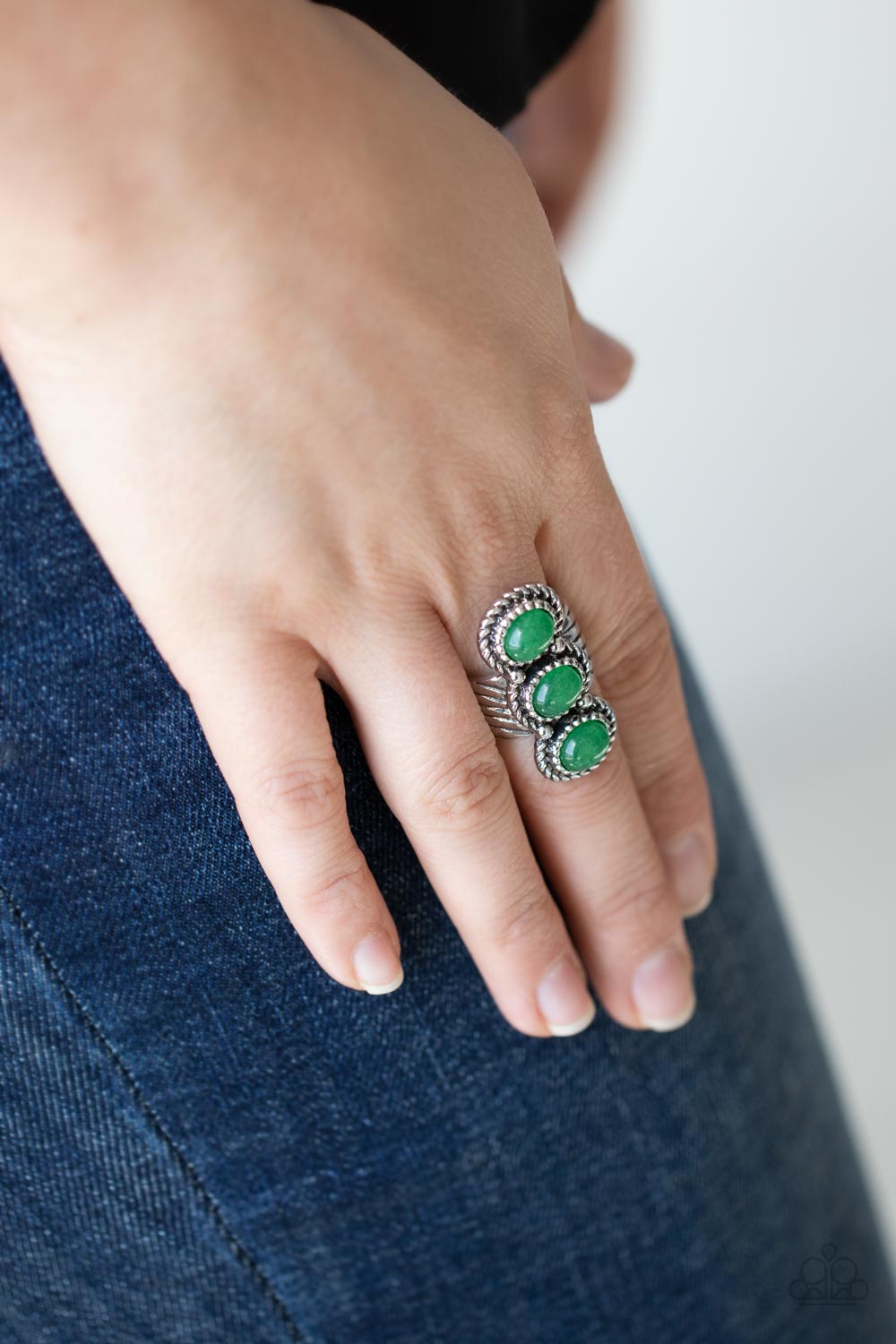 Paparazzi Accessories ❋Peaceful Paradise - Green Ring❋ Flat Rate Ship $4.50❋