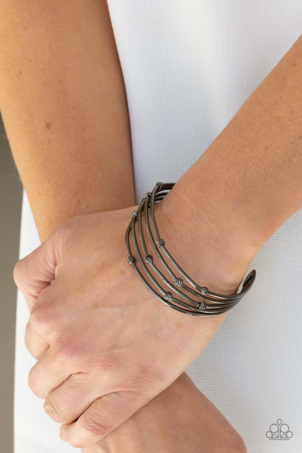 Paparazzi Accessories ❋Face The METALLIC Music - Black Bracelet❋ Flat Rate Ship $4.50❋