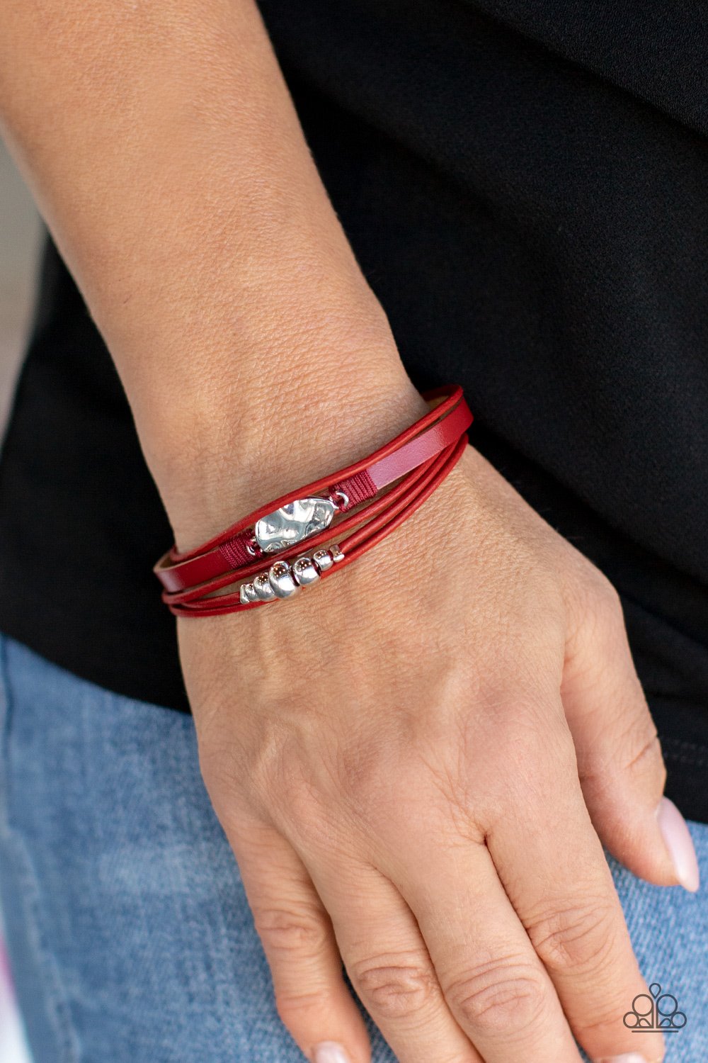 Paparazzi Accessories ❋ Tahoe Tourist - Red ❋ Flat Rate Ship $4.50❋