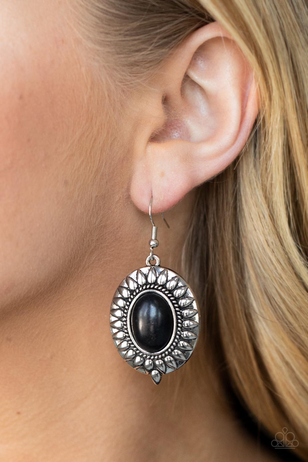 Paparazzi Accessories ❋Mesa Garden - Black Earrings❋ Flat Rate Ship $4.50❋