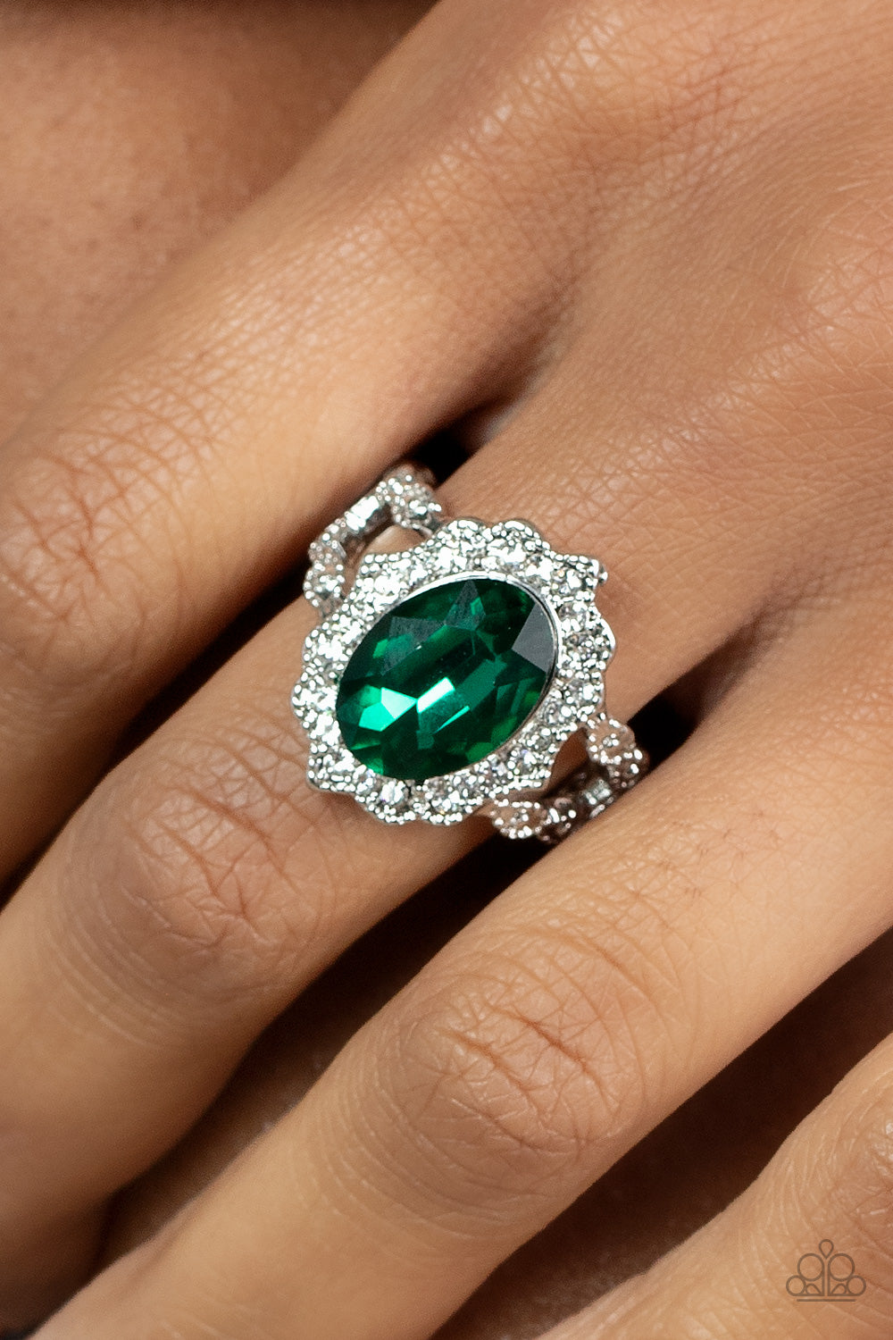 Paparazzi Accessories ❋Oval Office Opulence - Green Ring❋ Flat Rate Ship $4.50❋