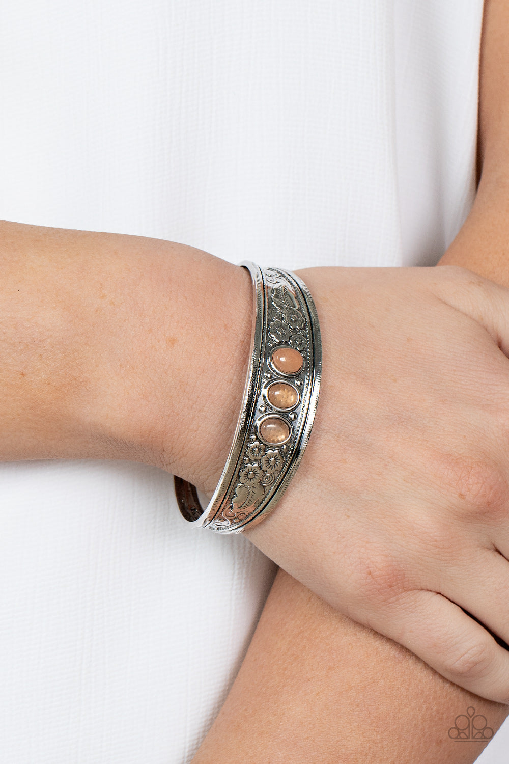 Paparazzi Accessories ❋Flower Patch Picnic - Orange Bracelet❋ Flat Rate Ship $4.50❋