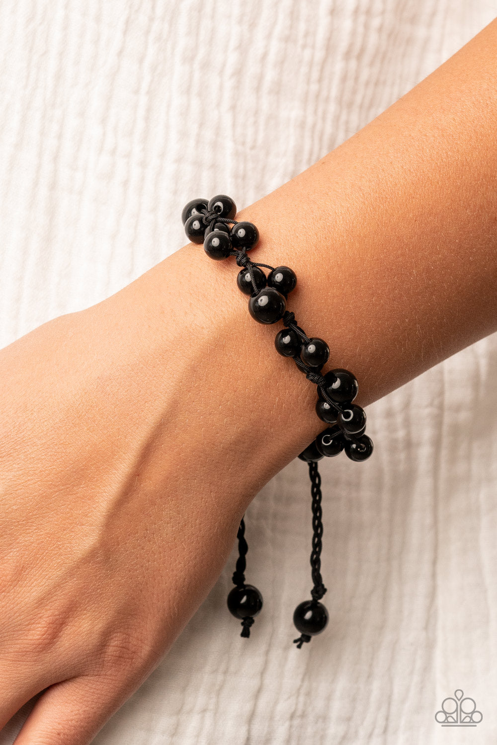 Paparazzi Accessories ❋Vintage Versatility - Black Bracelet❋ Flat Rate Ship $4.50❋