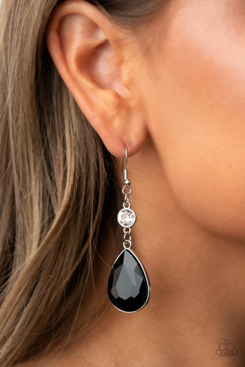 Paparazzi Accessories ❋Smile for the Camera - Black Earrings❋ Flat Rate Ship $4.50❋