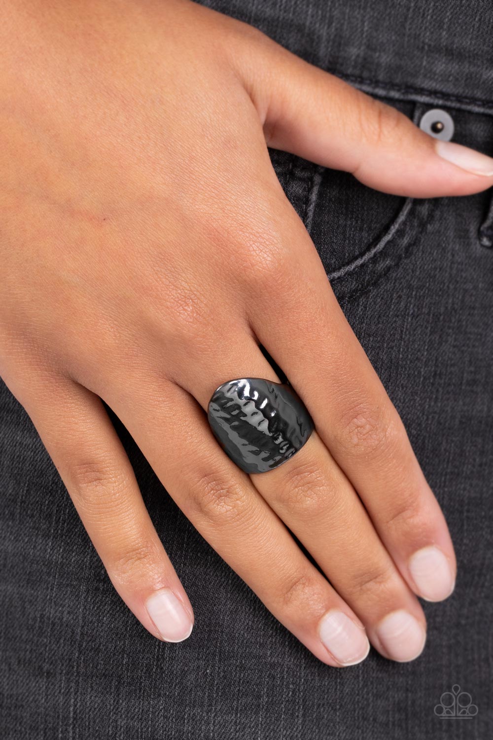 Paparazzi Accessories ❋Basic Instincts - Black Ring❋ Flat Rate Ship $4.50❋
