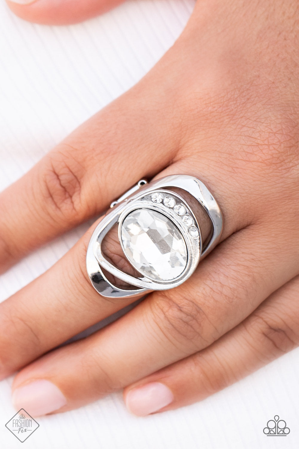 Paparazzi Accessories ❋Mountain View Meadow - White Ring❋ Flat Rate Ship $4.50❋
