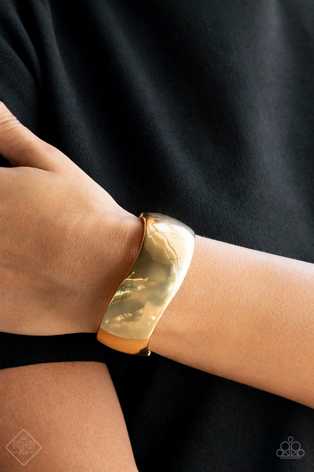 Paparazzi Accessories ❋Urban Anchor - Gold Bracelet❋ Flat Rate Ship $4.50❋